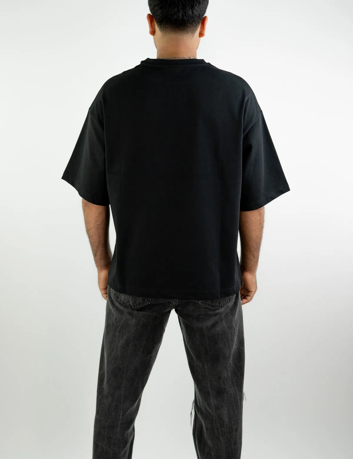 Website_Daniel_Black_Back_Productpage_Reworked.webp